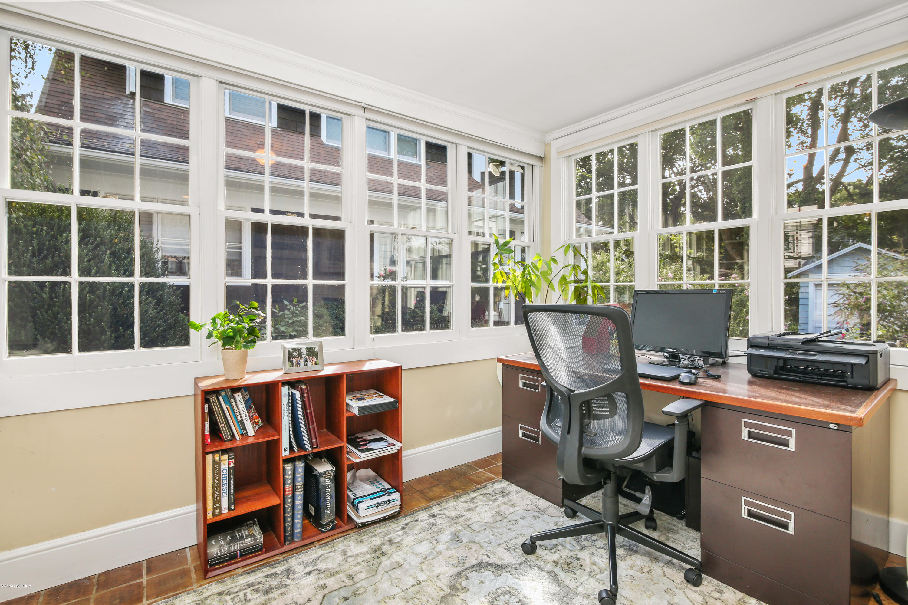 29 Hassake Road Old Greenwich, CT 06870 - Photo 13 of 33 005