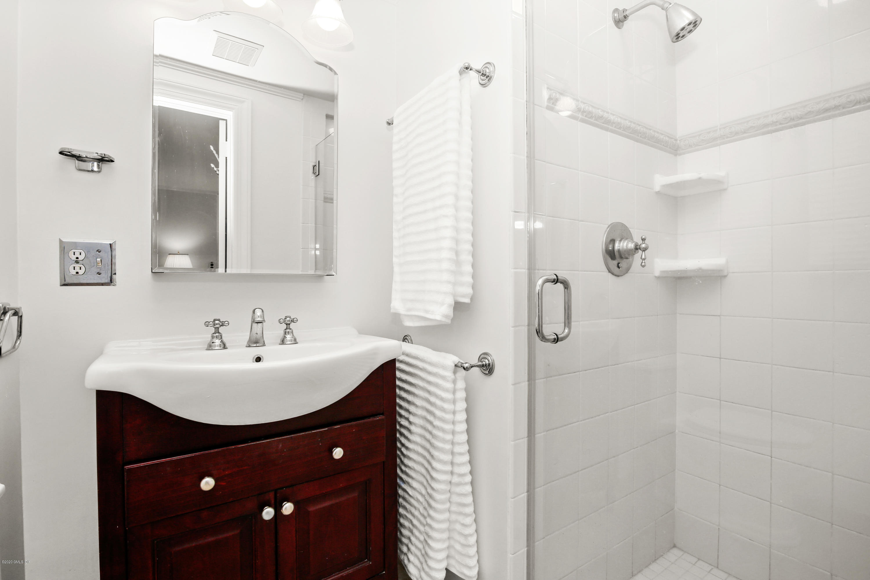29 Hassake Road Old Greenwich, CT 06870 - Photo 16 of 33 011