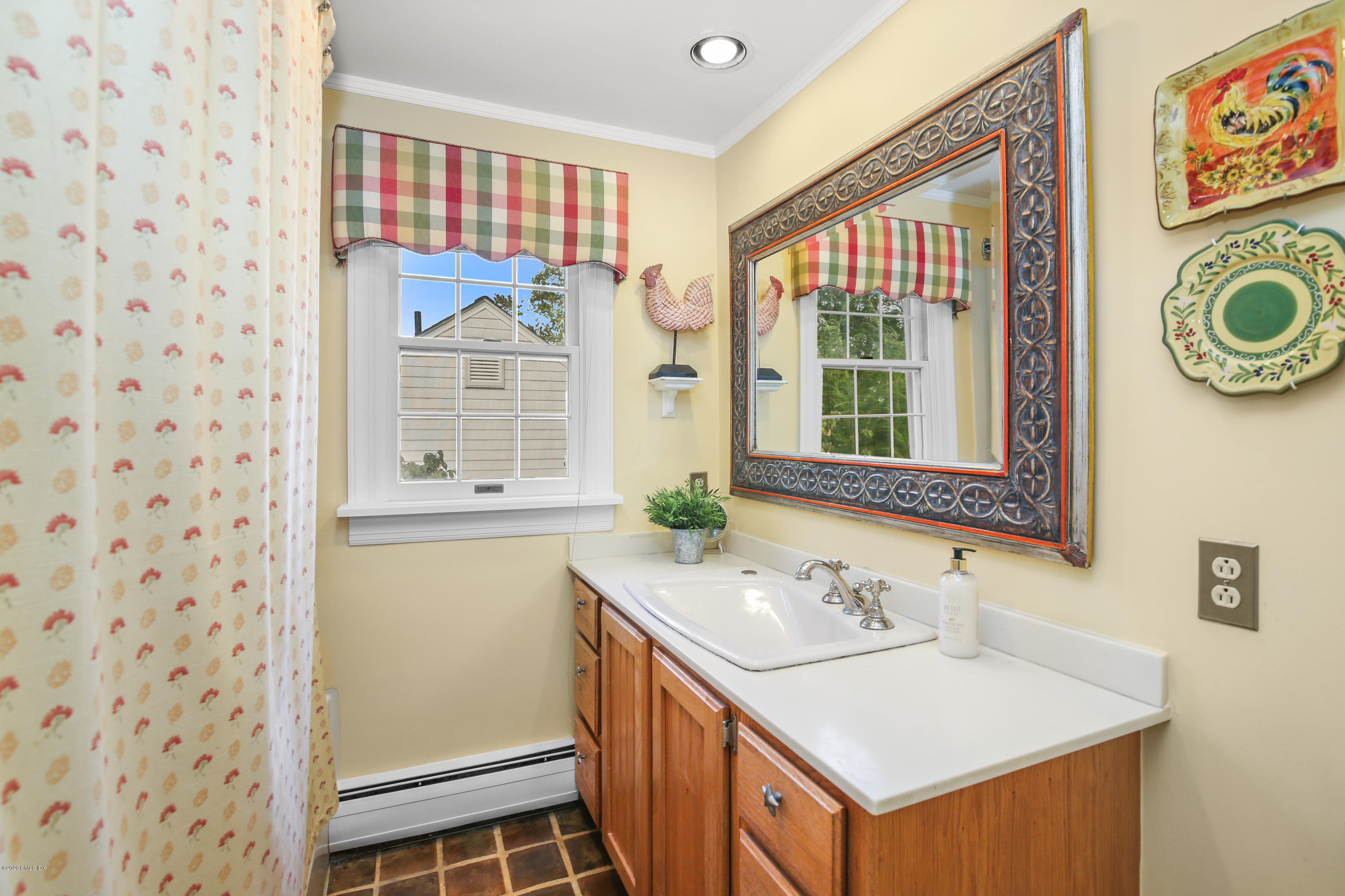 29 Hassake Road Old Greenwich, CT 06870 - Photo 20 of 33 002