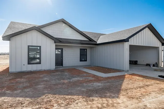 $250,000 | 825 Benelli Drive, Clyde, TX 79510