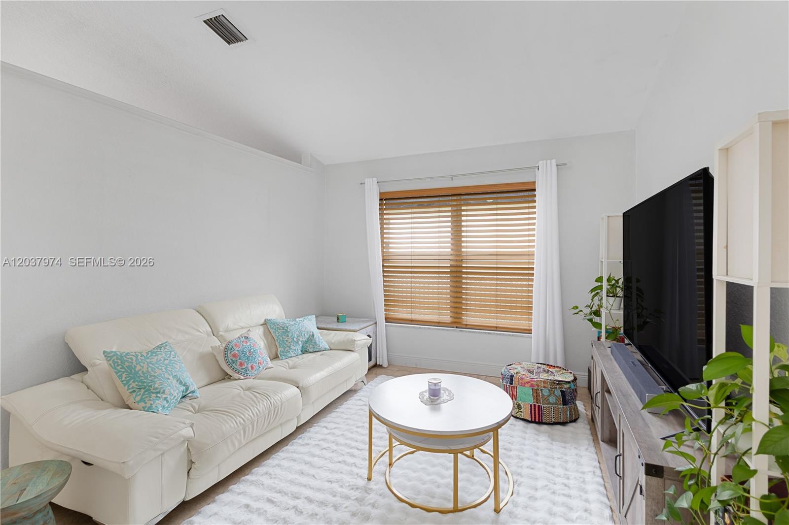 1201 Southeast 20th Road Homestead, FL 33035 - Photo 7 of 43 Gallery Image 7