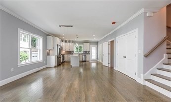 46 Murray Hill Road Boston, MA 02131 - Photo 7 of 28