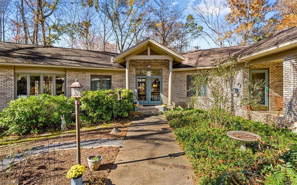 371 Farmington Road Mocksville, NC 27028 - Photo 4 of 50