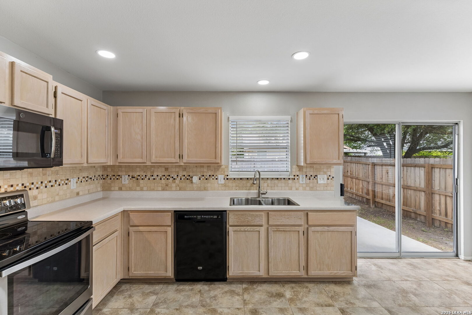 8927 Interlachen Selma, TX 78154 - Photo 26 of 48