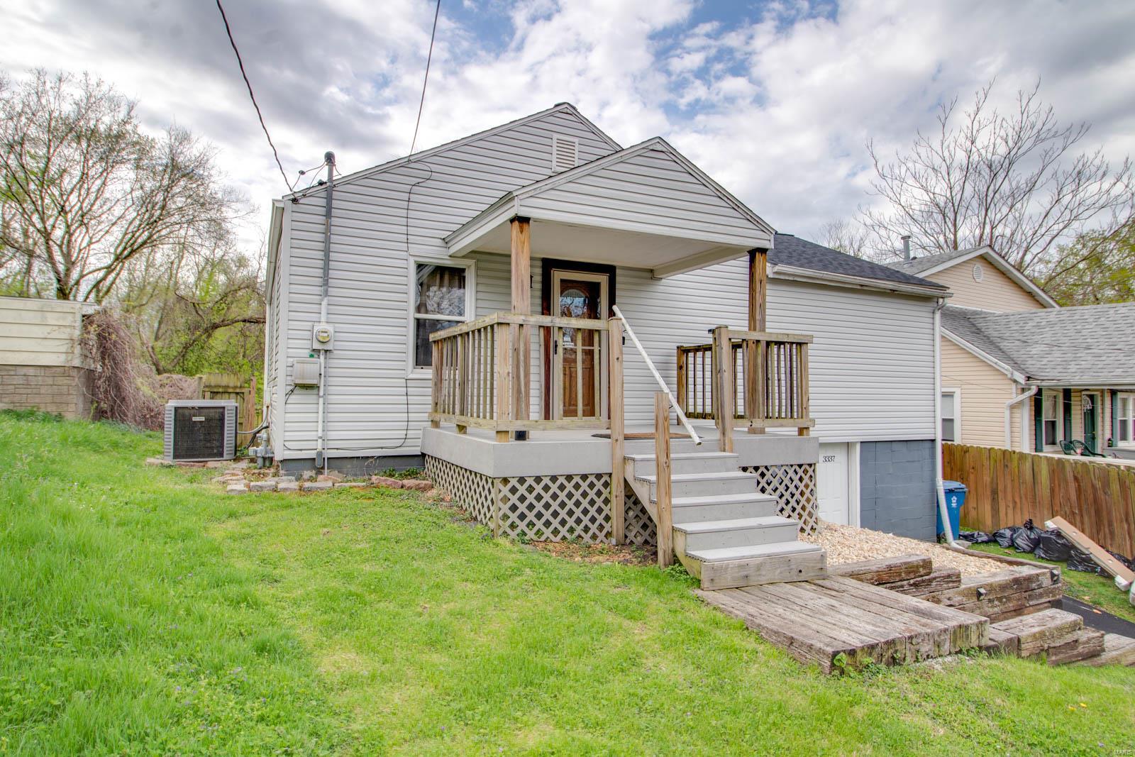 3337 Franor Street Alton, IL 62002 - Photo 1 of 30 Gallery Image 1