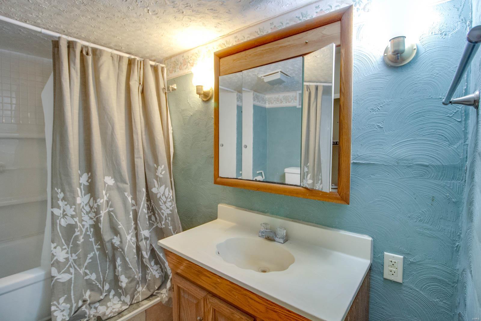 3337 Franor Street Alton, IL 62002 - Photo 21 of 30 Gallery Image 21