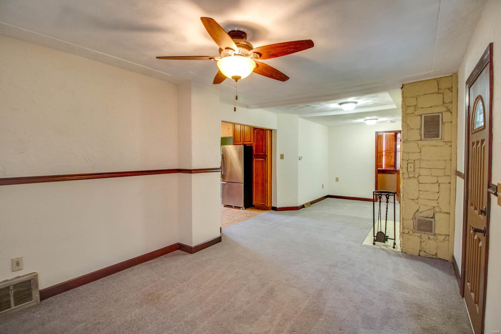 3337 Franor Street Alton, IL 62002 - Photo 6 of 30 Gallery Image 6