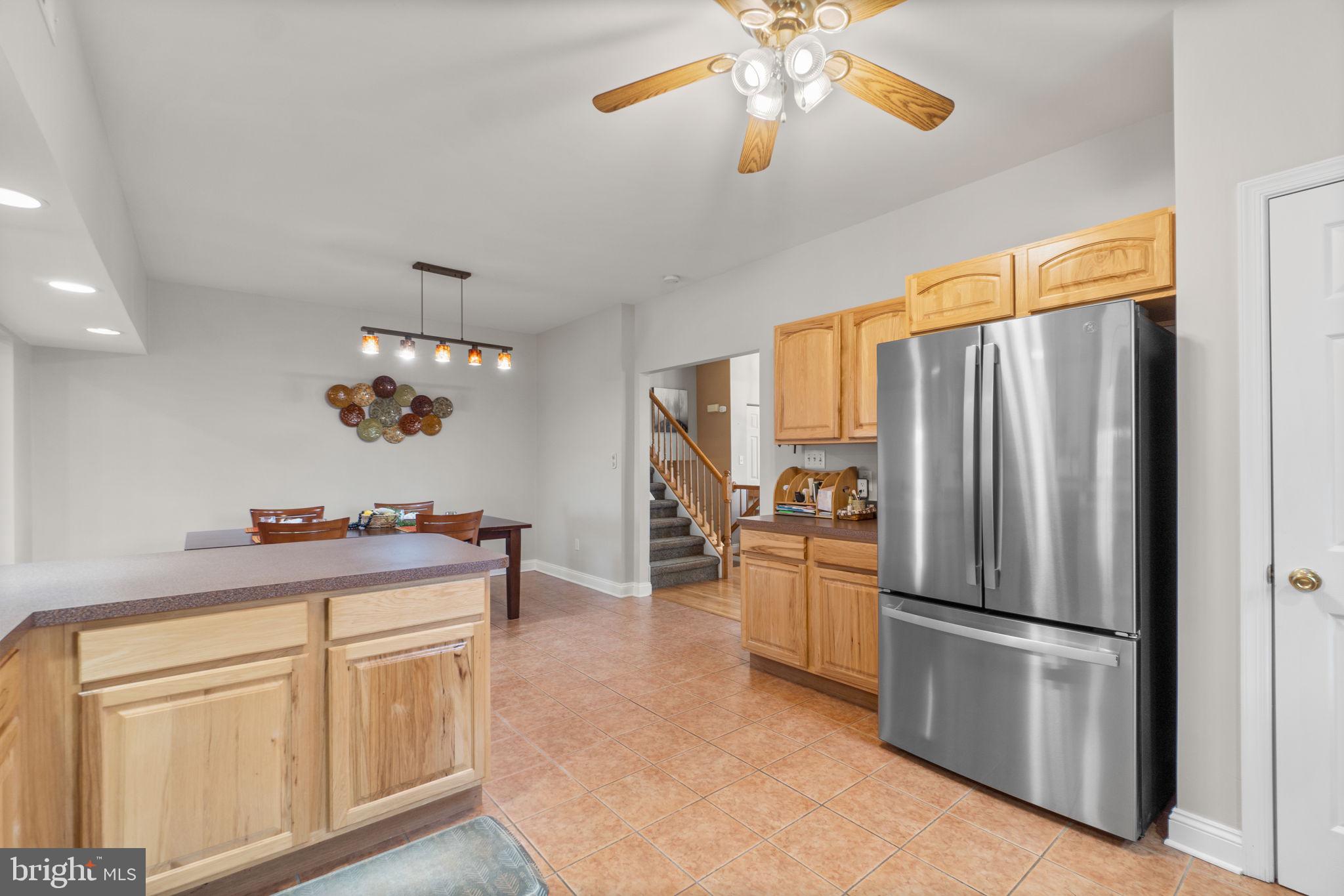 1005 Wesley Road Finksburg, MD 21048 - Photo 20 of 81 large refrigerator and extra coffee station