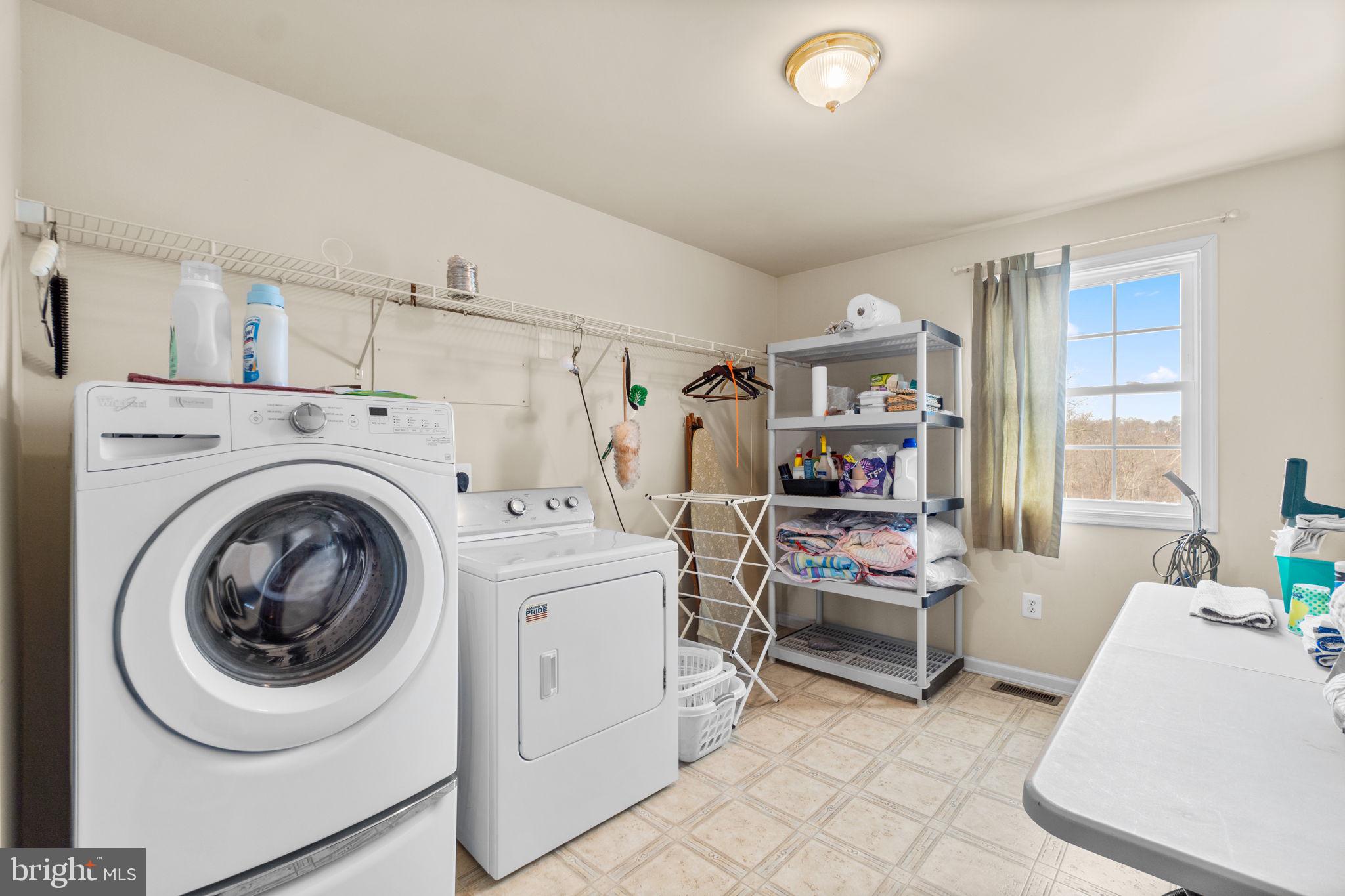 1005 Wesley Road Finksburg, MD 21048 - Photo 45 of 81 large room for laundry on BR level