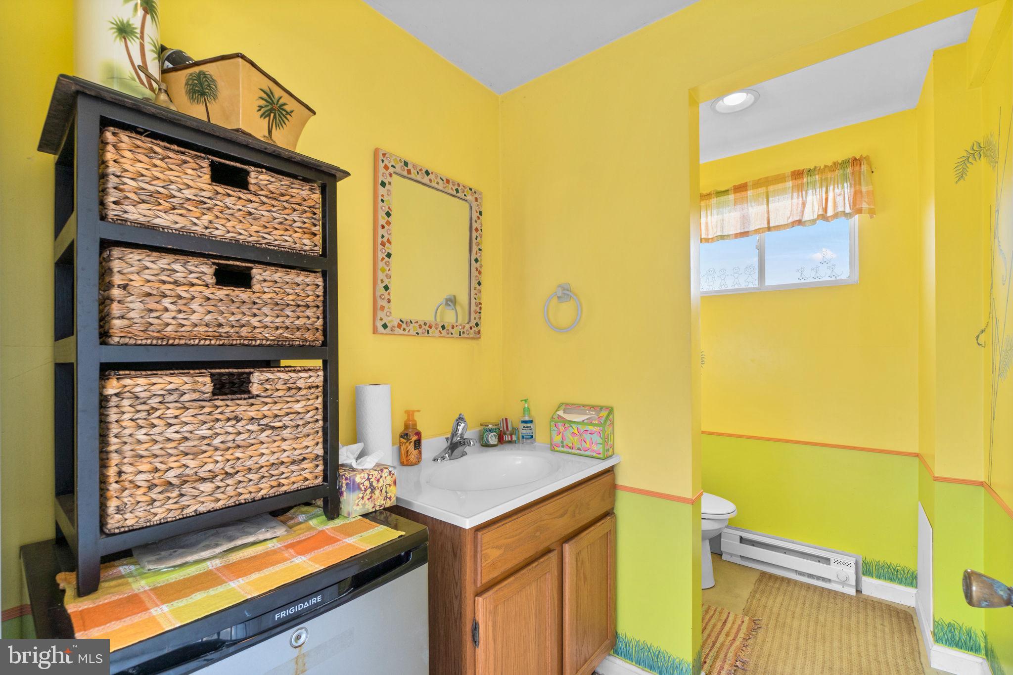 1005 Wesley Road Finksburg, MD 21048 - Photo 61 of 81 cabana bathroom with fridge