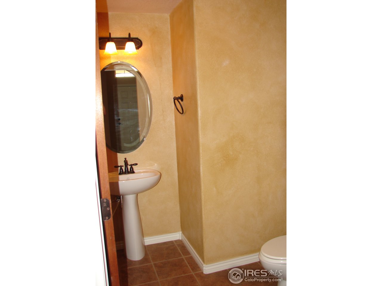 4672 West 20th Road, Unit 311 Greeley, CO 80634 - Photo 14 of 25 half bath