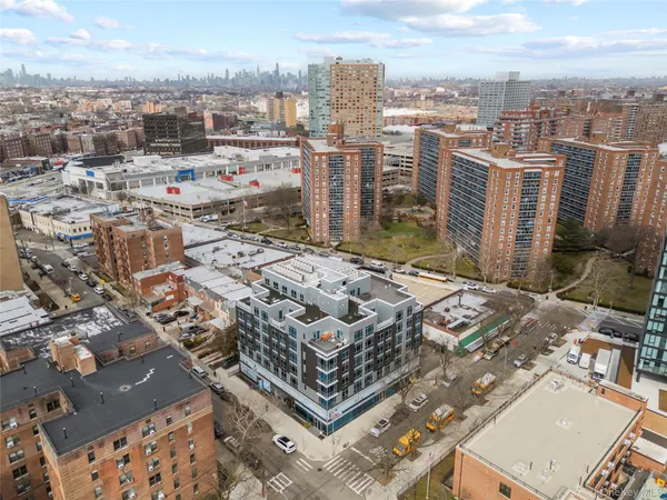 $599,996 | 97-45 63rd Drive, Unit 5C | Rego Park