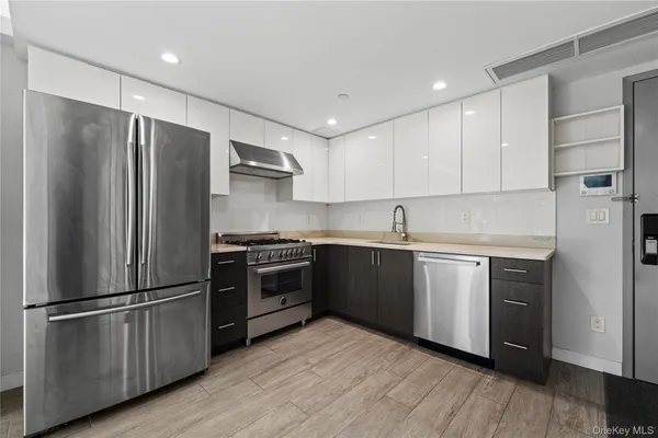 $599,996 | 97-45 63rd Drive, Unit 5C | Rego Park