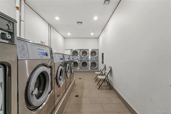 $599,996 | 97-45 63rd Drive, Unit 5C | Rego Park