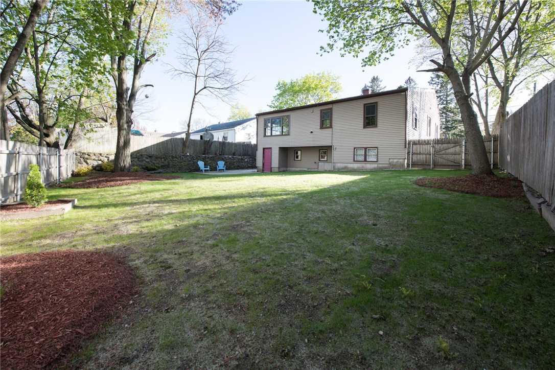 219 River Road Lincoln, RI 02865 - Photo 12 of 13 Gallery Image 12