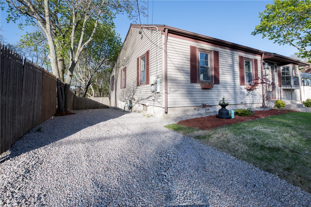 219 River Road Lincoln, RI 02865 - Photo 13 of 13 Gallery Image 13