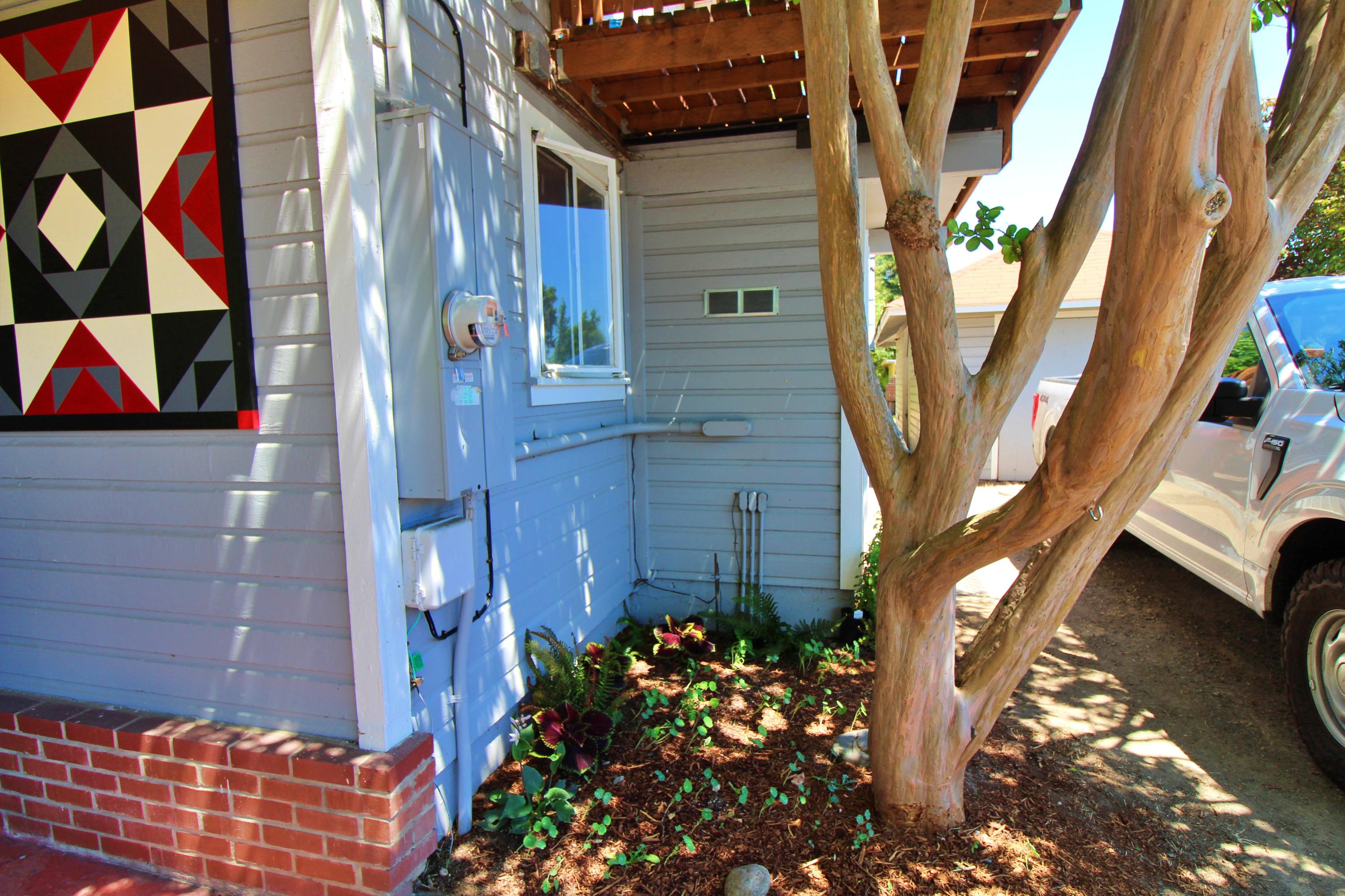 433 Lincoln Road Grants Pass, OR 97526 - Photo 33 of 33 Front of house
