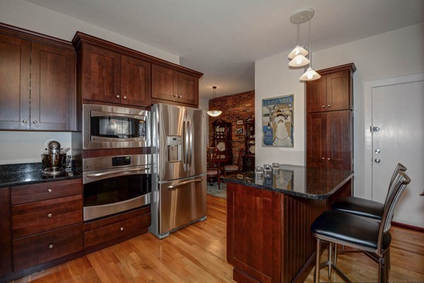 39 Kent Street, Unit 2 Brookline, MA 02445 - Photo 1 of 30 Gallery Image 1