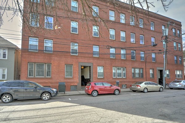39 Kent Street, Unit 2 Brookline, MA 02445 - Photo 28 of 30 Gallery Image 28