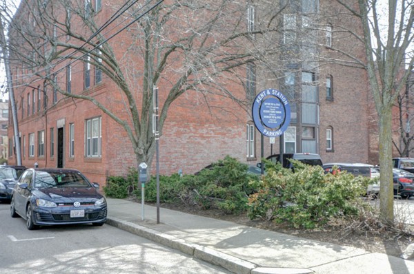 39 Kent Street, Unit 2 Brookline, MA 02445 - Photo 29 of 30 Gallery Image 29