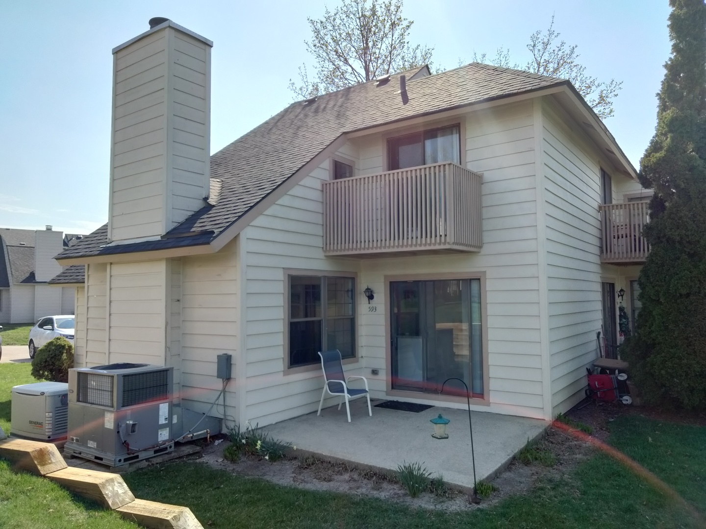 593 Dunham Road Gurnee, IL 60031 - Photo 3 of 29 a front view of a house with a yard