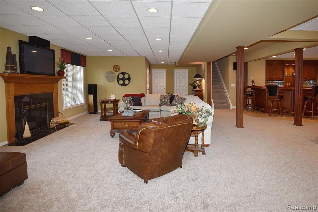 4680 Windemere Court Rochester, MI 48306 - Photo 33 of 46
