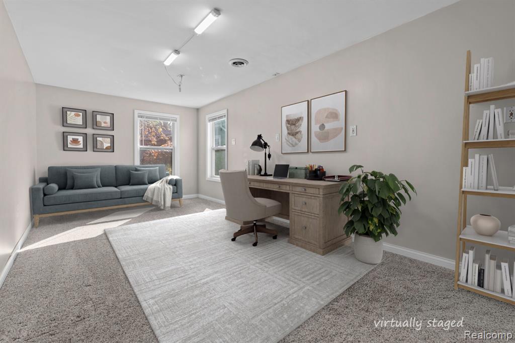 11026 Colony Road Pinckney, MI 48169 - Photo 6 of 40 Gallery Image 6