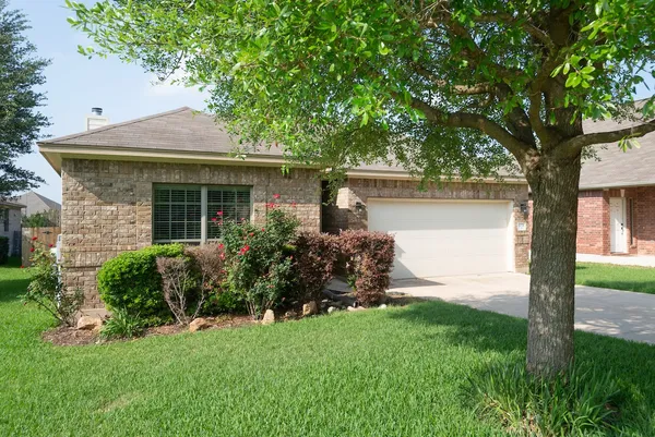 $2,095 | 1078 Sussex Way, Round Rock, TX 78665