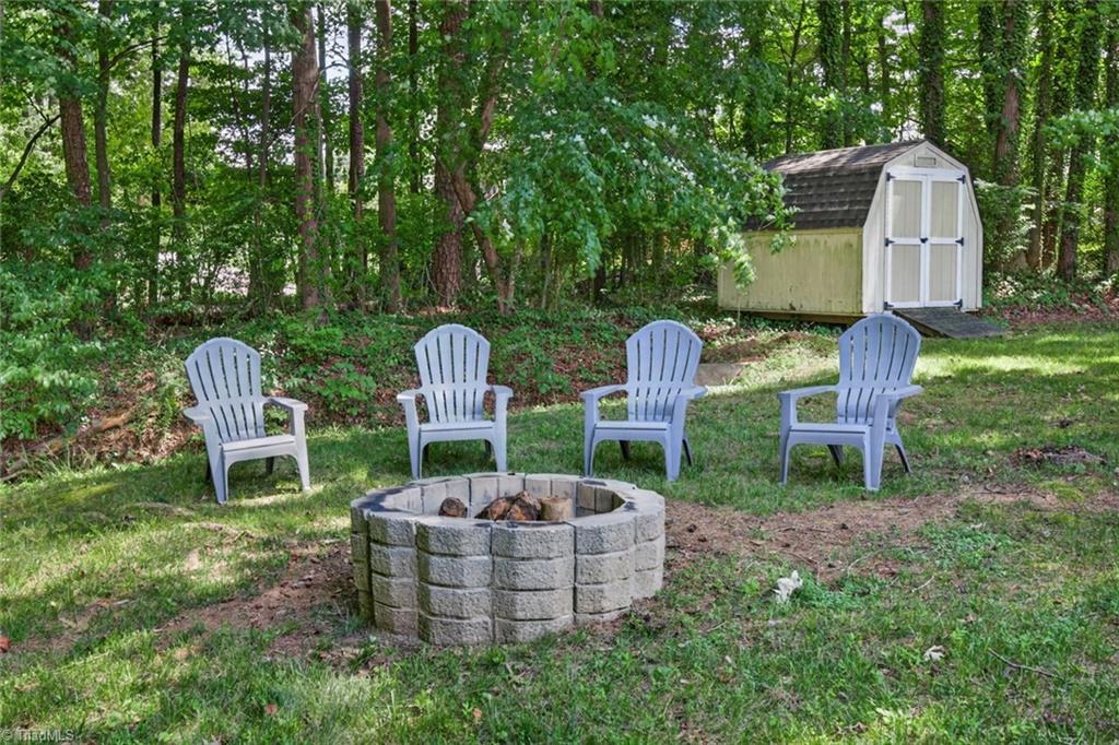 4000 Loch Mere Road High Point, NC 27265 - Photo 37 of 46