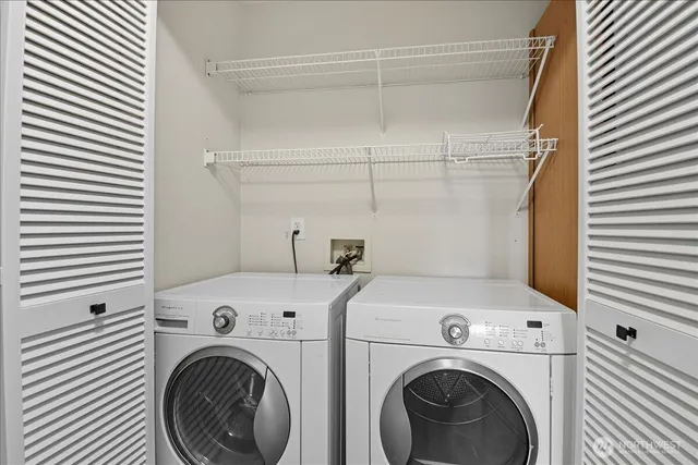 $365,000 | 18150 73rd Avenue Northeast, Unit B306, Kenmore, WA 98028