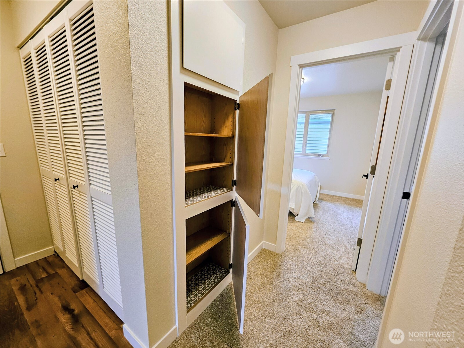 18150 73rd Avenue Northeast, Unit B306 Kenmore, WA 98028 - Photo 28 of 32 a view of a walk in closet