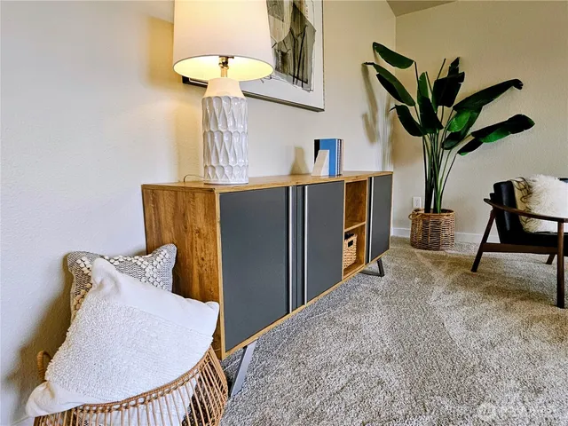 $365,000 | 18150 73rd Avenue Northeast, Unit B306, Kenmore, WA 98028