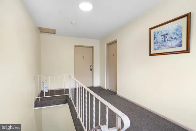 $159,900 | 280 Bridgewater Road, Unit D4, Brookhaven, PA 19015