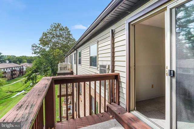 $159,900 | 280 Bridgewater Road, Unit D4, Brookhaven, PA 19015