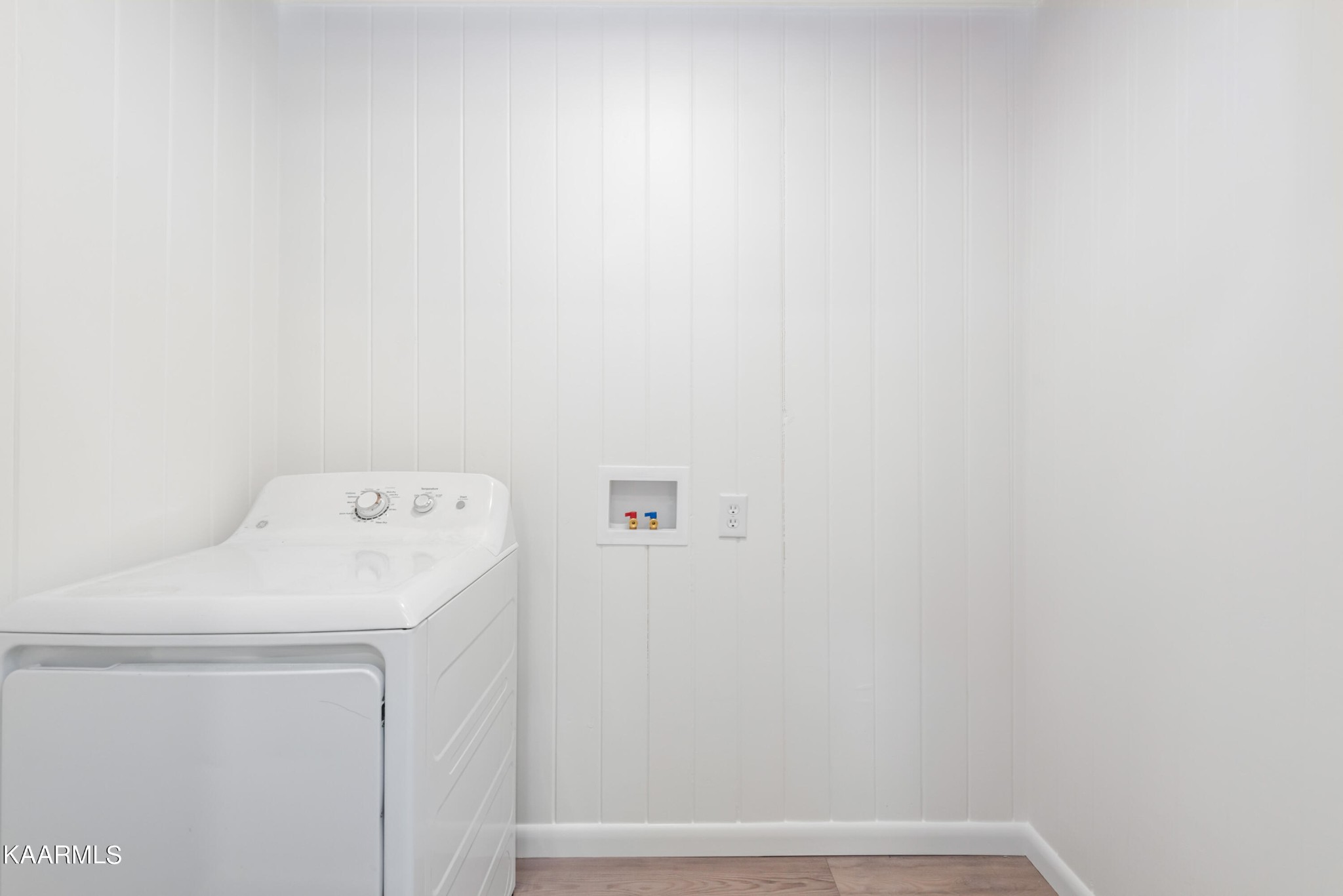 306 Glades Road Gatlinburg, TN 37738 - Photo 33 of 46 a utility room with dryer and washer