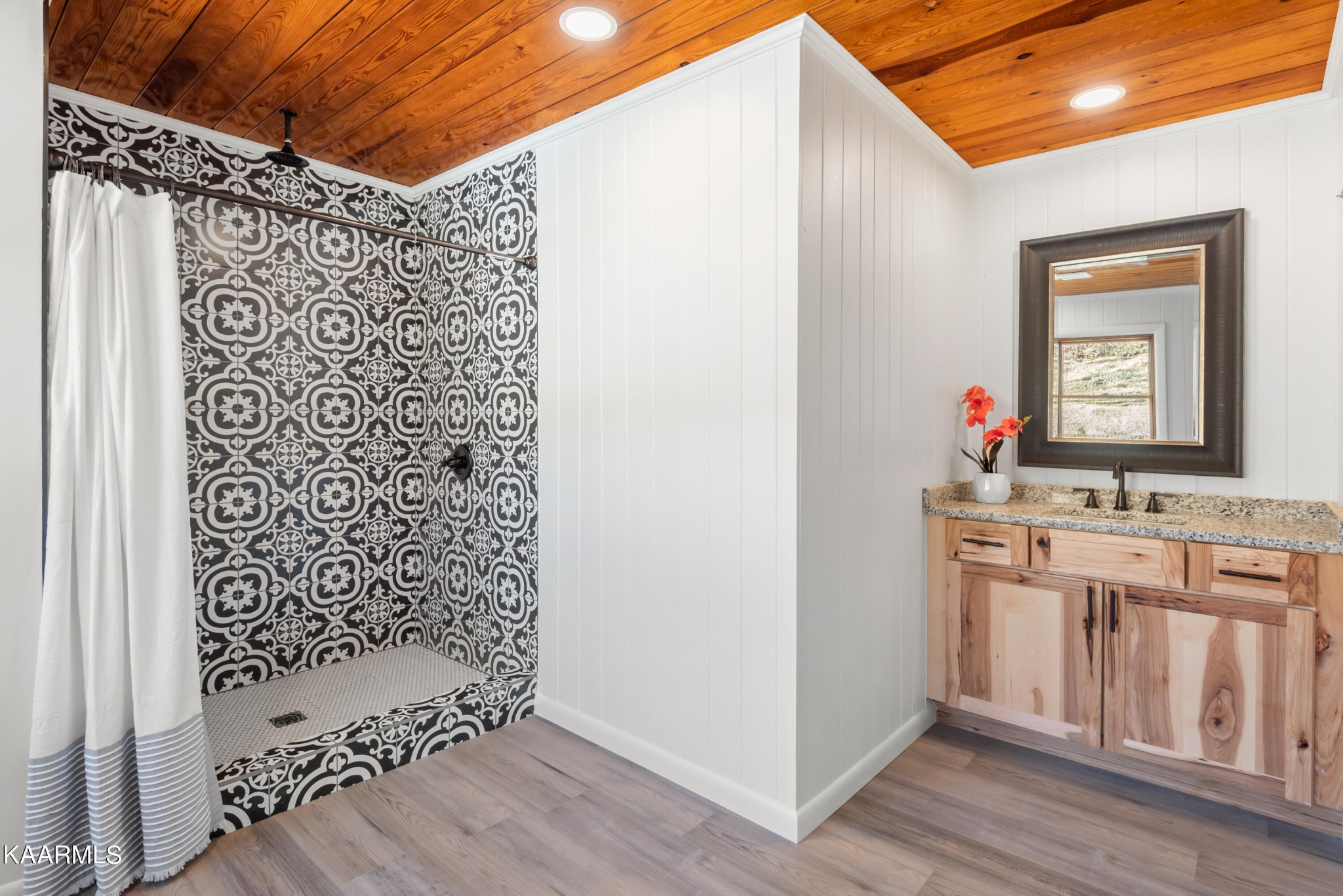 306 Glades Road Gatlinburg, TN 37738 - Photo 46 of 46 a bathroom with a shower toilet and sink