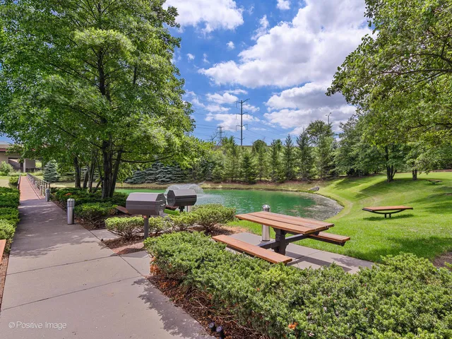 $329,900 | 9715 Woods Drive, Unit 1104, Skokie, IL 60077