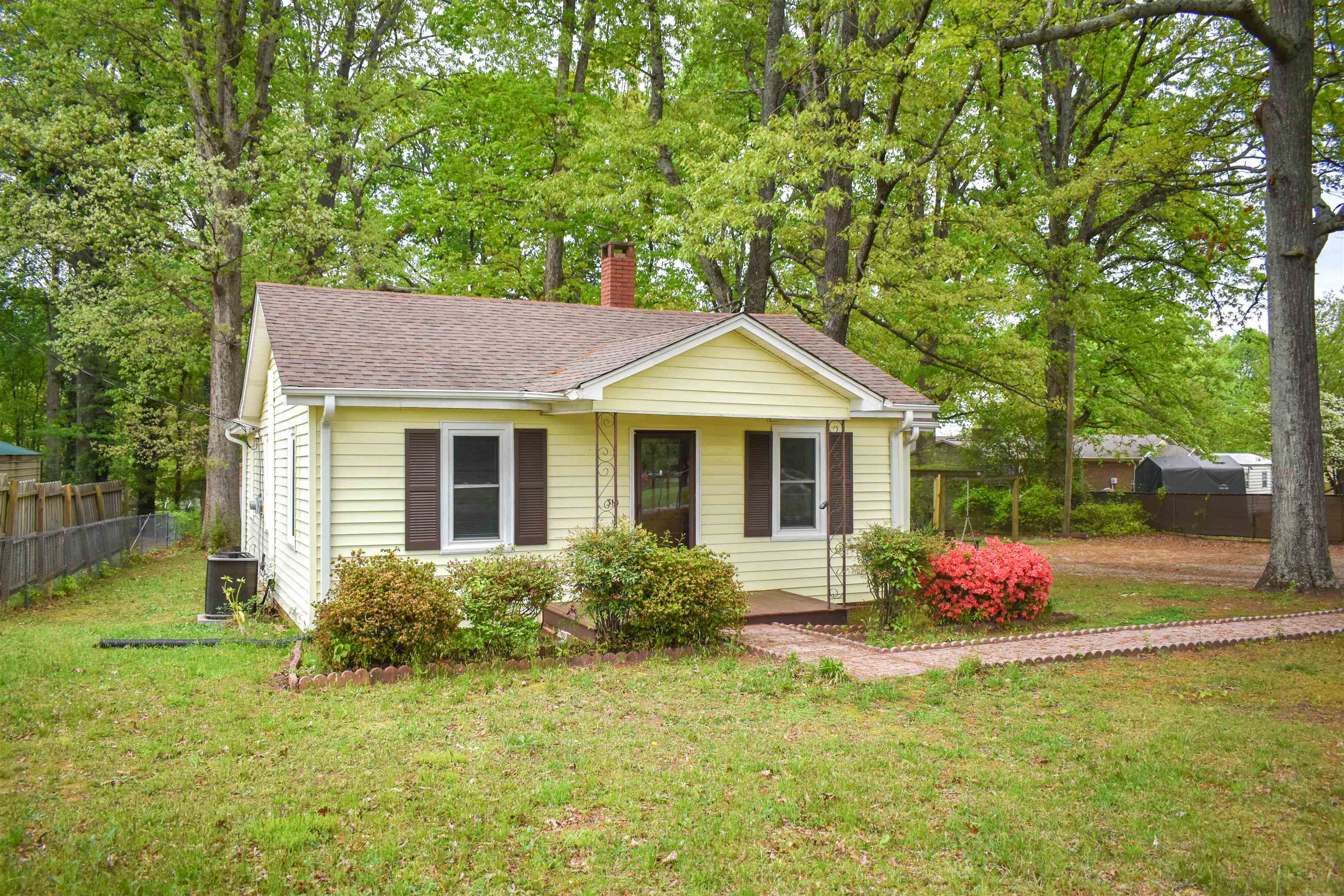 310 Blalock Road Boiling Springs, SC 29316 - Photo 2 of 20 Gallery Image 2
