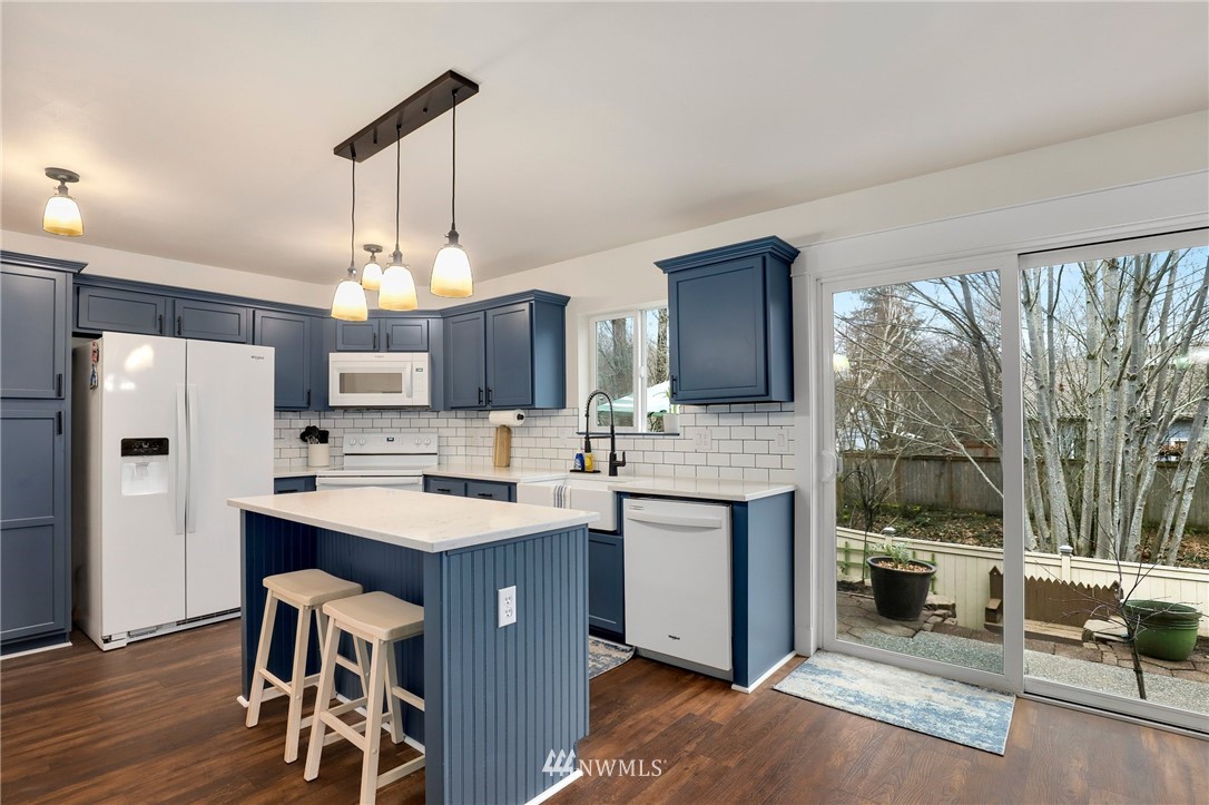 4441 Roxanna Loop Southeast Lacey, WA 98503 - Photo 6 of 19 Gallery Image 6
