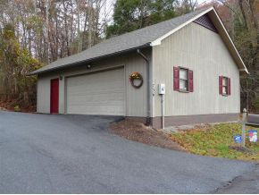 736 Harbor Springs Road Kingsport, TN 37664 - Photo 10 of 12 2 Car Detached Garage