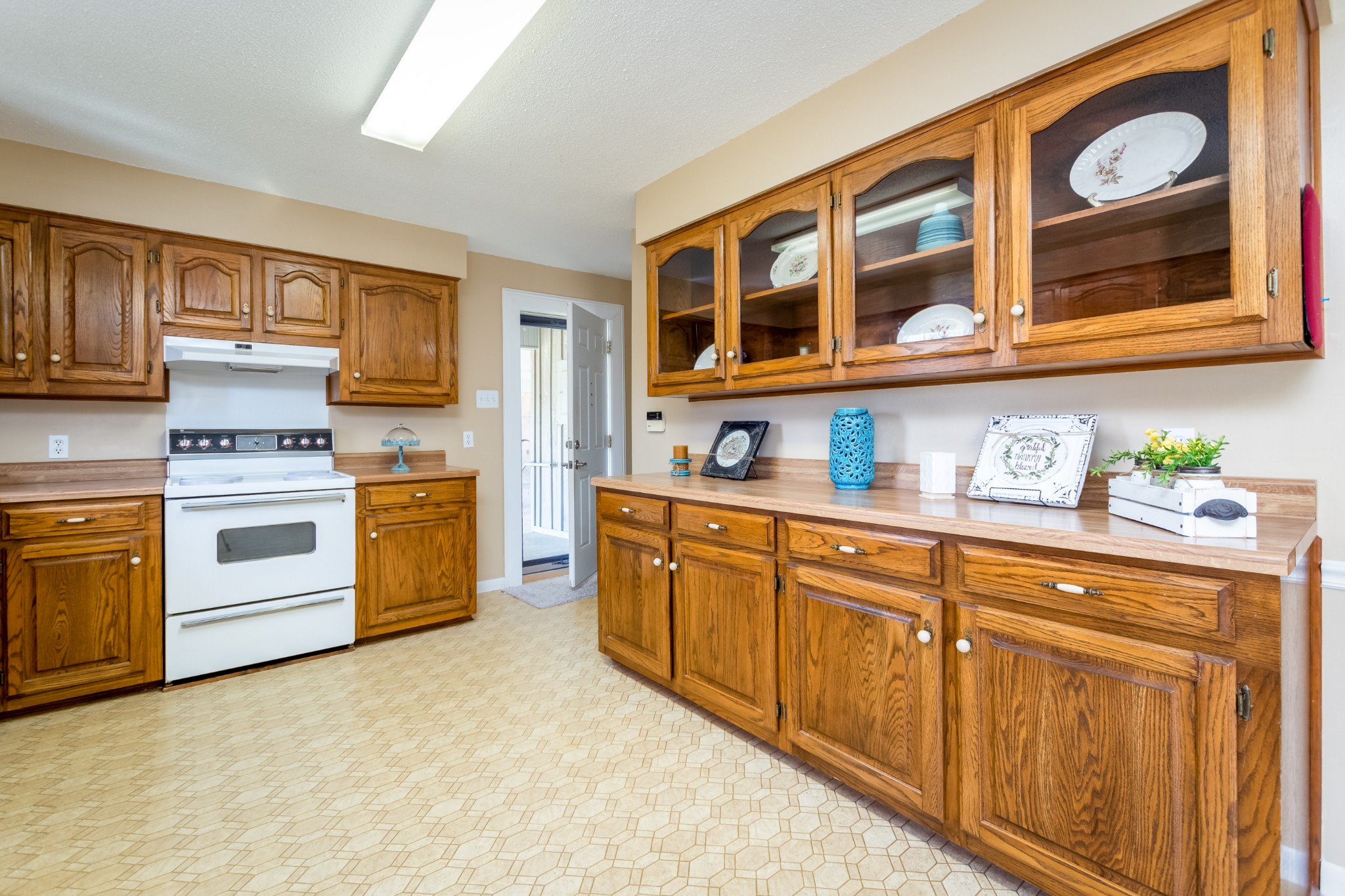 2718 Sardis Ridge Road Parsons, TN 38363 - Photo 6 of 17 Gallery Image 6
