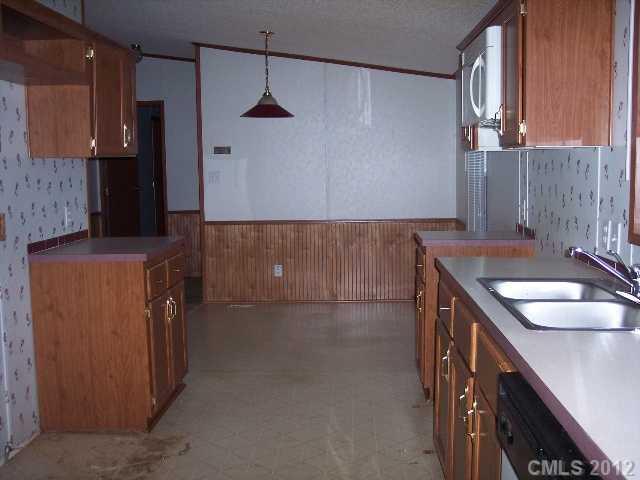 2646 Forbes Road Gastonia, NC 28056 - Photo 5 of 6 Gallery Image 5
