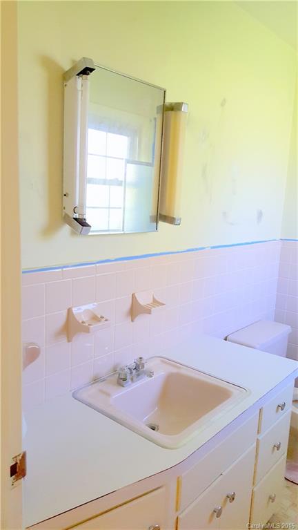 2766 Spencer Road Conover, NC 28613 - Photo 13 of 18 Gallery Image 13