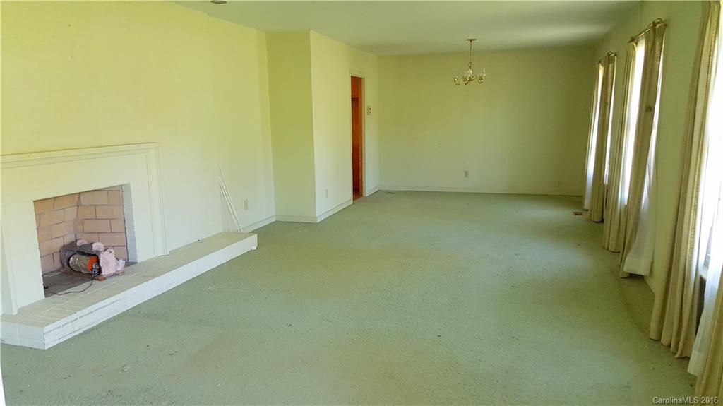 2766 Spencer Road Conover, NC 28613 - Photo 4 of 18 Gallery Image 4