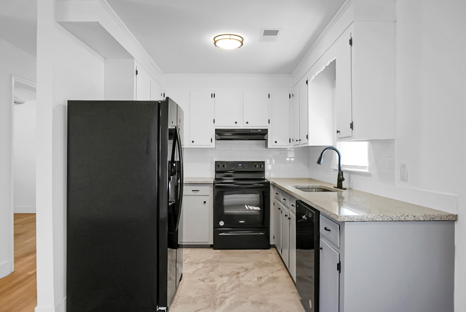 325 Oxford Road Ladson, SC 29456 - Photo 21 of 39 DSC03853