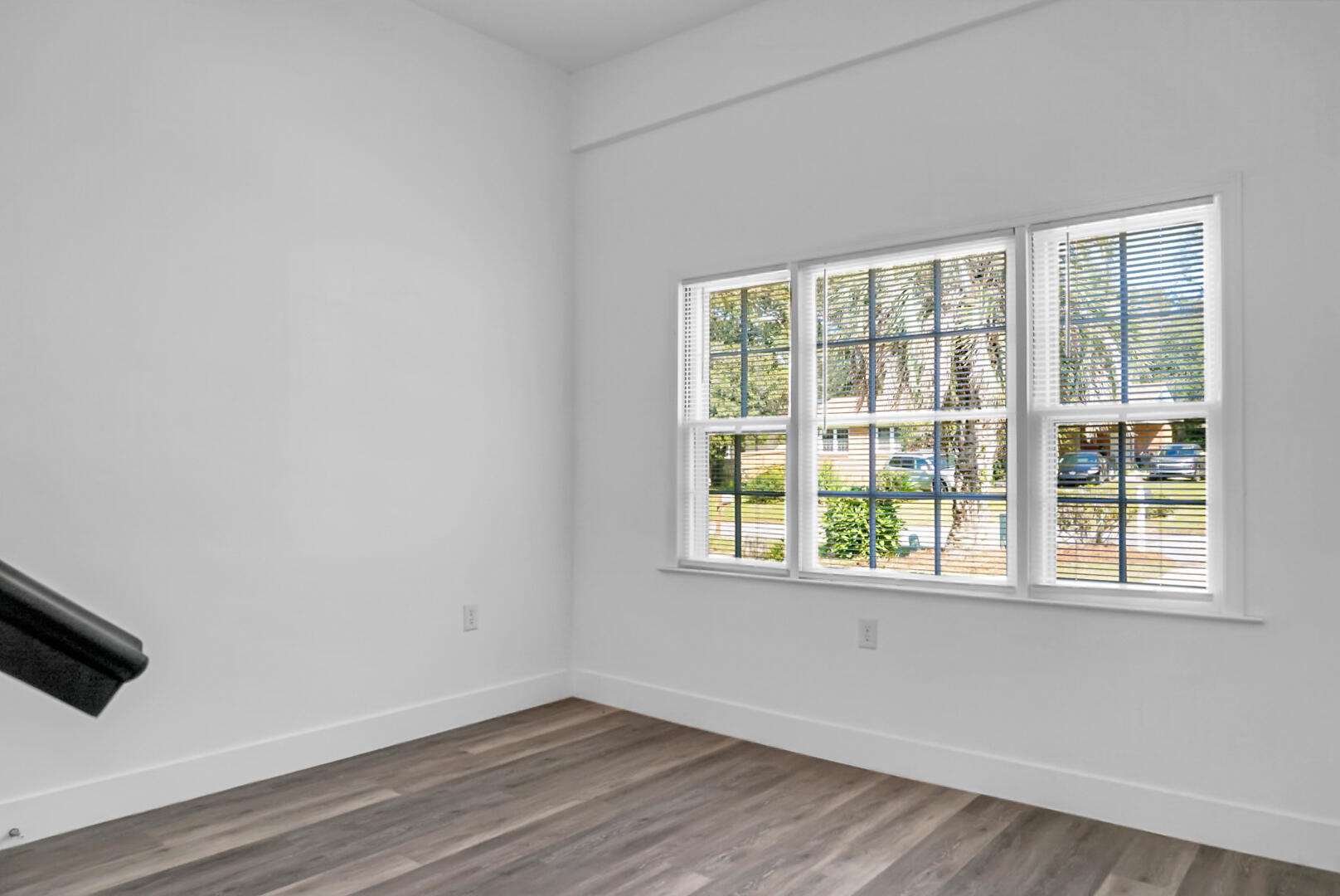 325 Oxford Road Ladson, SC 29456 - Photo 35 of 39 DSC03883