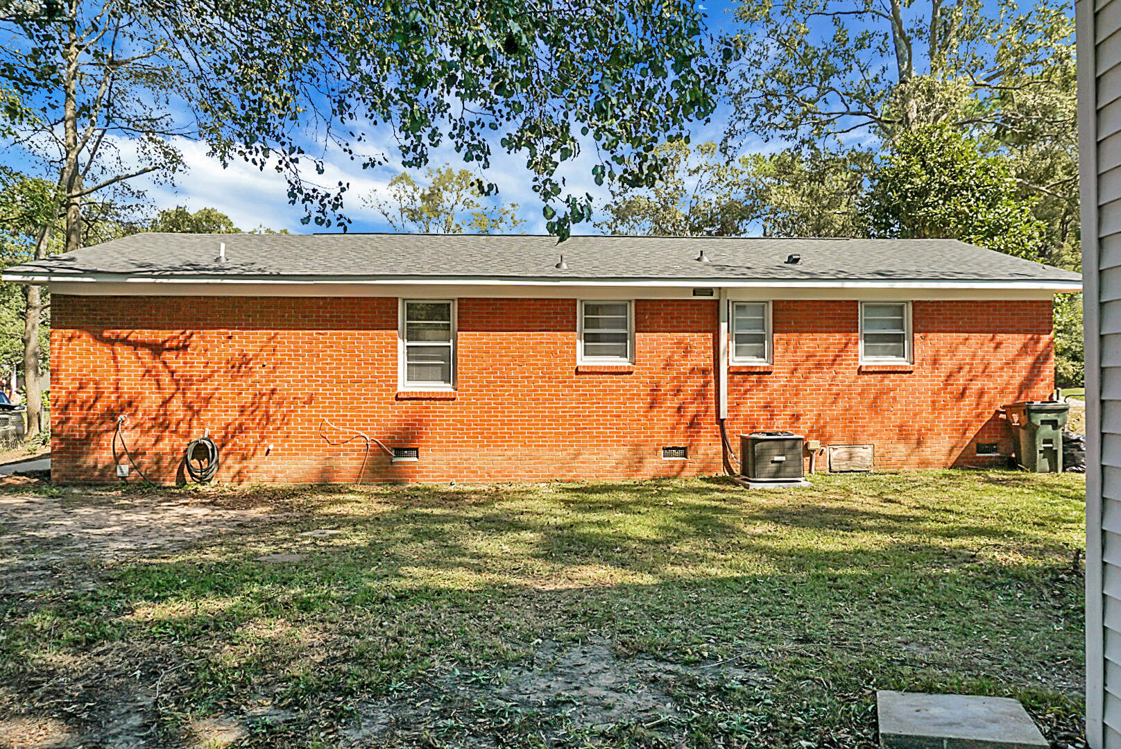 325 Oxford Road Ladson, SC 29456 - Photo 7 of 39 DSC03829