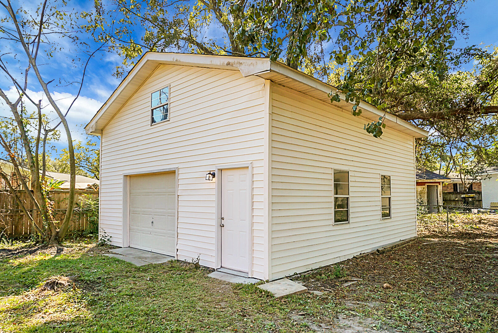 325 Oxford Road Ladson, SC 29456 - Photo 9 of 39 DSC03811
