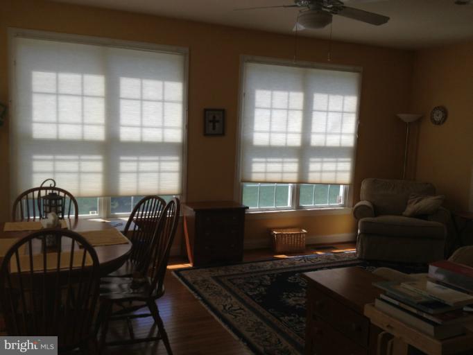 6496 Cory Place Springfield, VA 22150 - Photo 4 of 10 Interior (General)