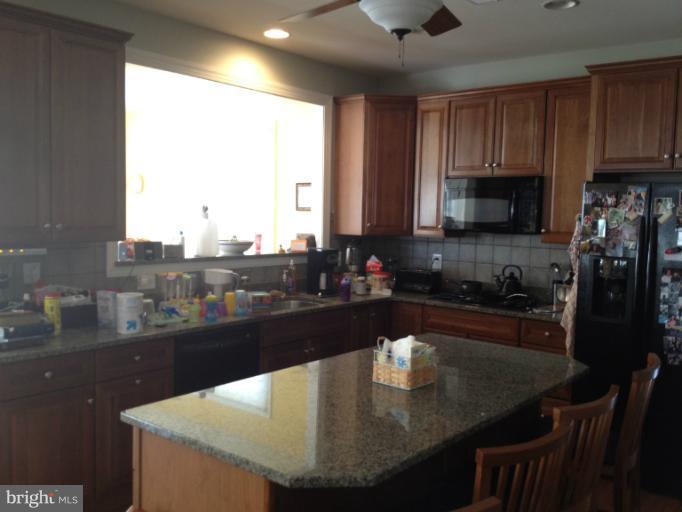 6496 Cory Place Springfield, VA 22150 - Photo 5 of 10 Kitchen